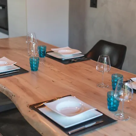 Joe's Place - Luxury Lifestyle