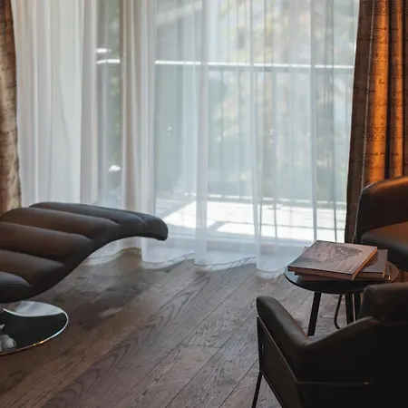 Joe's Place - Luxury Lifestyle アパート ツェルマット